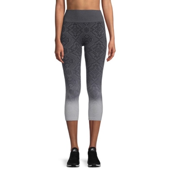 NEW ✨ ELECTRIC YOGA Ombre Jacquard Capri - Picture 1 of 8